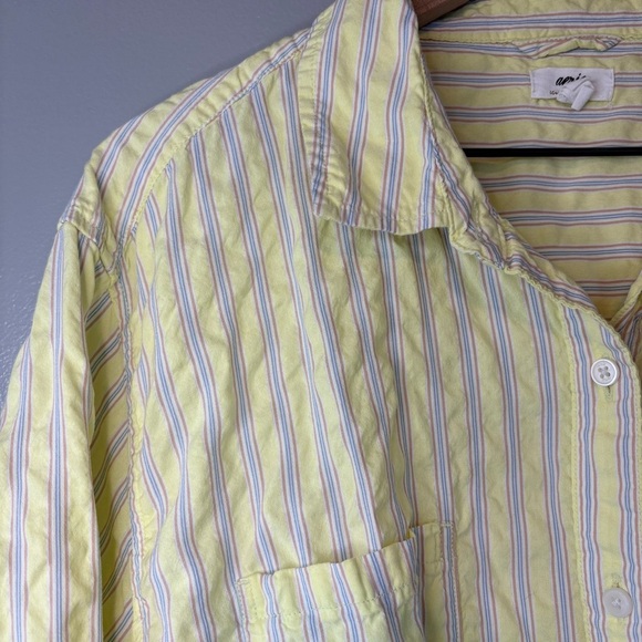 Aerie XL Off Duty Seersucker Button Down Shirt Butter Yellow Blue Stripe - Picture 3 of 5